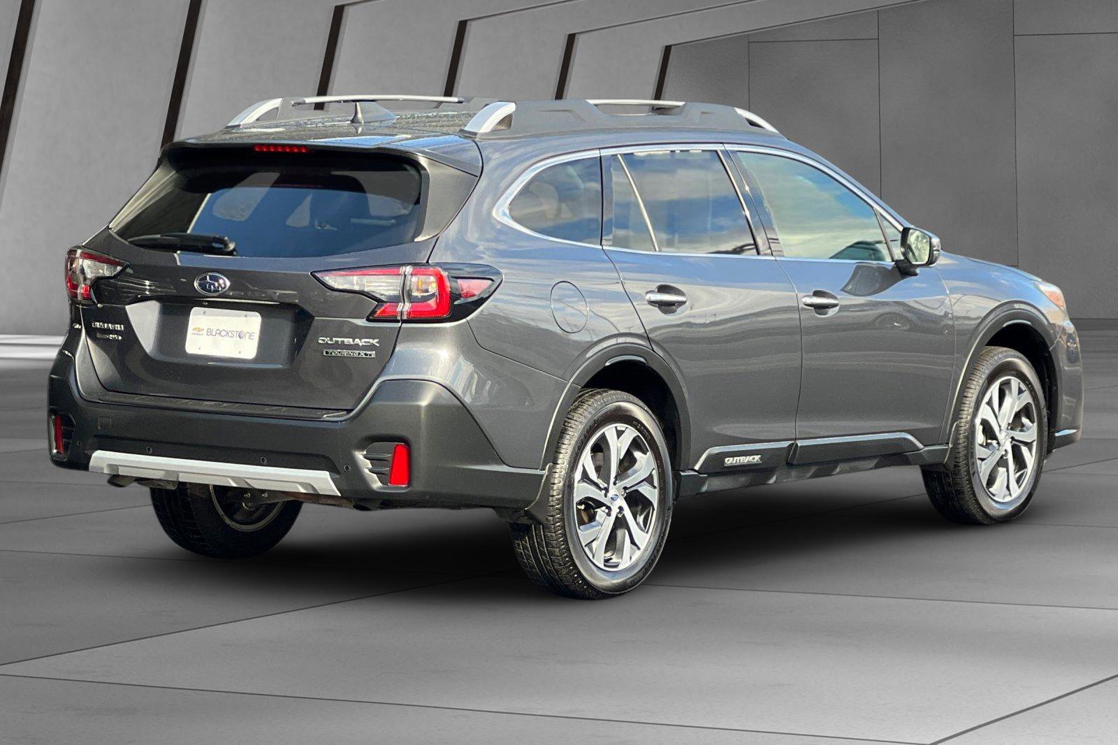 Used 2021 Subaru Outback Touring XT image 4