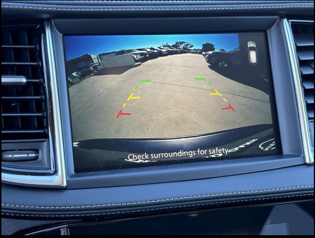 New 2025 INFINITI QX50 Pure image 16