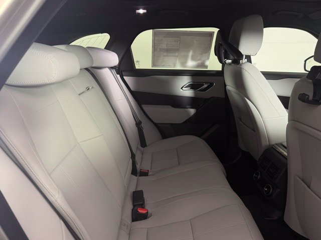 Certified 2026 Land Rover Range Rover Velar Dynamic SE AWD/4WD image 32