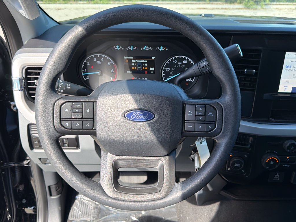 New 2027 Ford F250 XL w/ STX Appearance Package AWD/4WD image 17