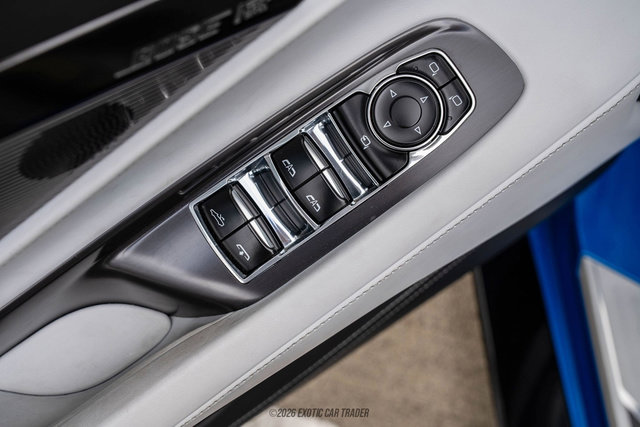 Used 2024 Chevrolet Corvette Stingray Premium Conv w/ Stealth Interior Trim Package RWD image 39