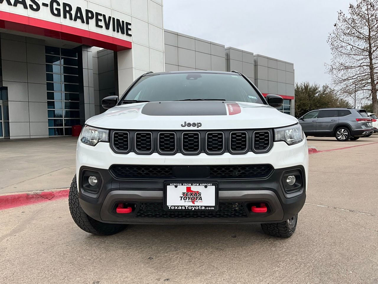 Used 2025 Jeep Compass Trailhawk w/ Trailer Tow Group image 3
