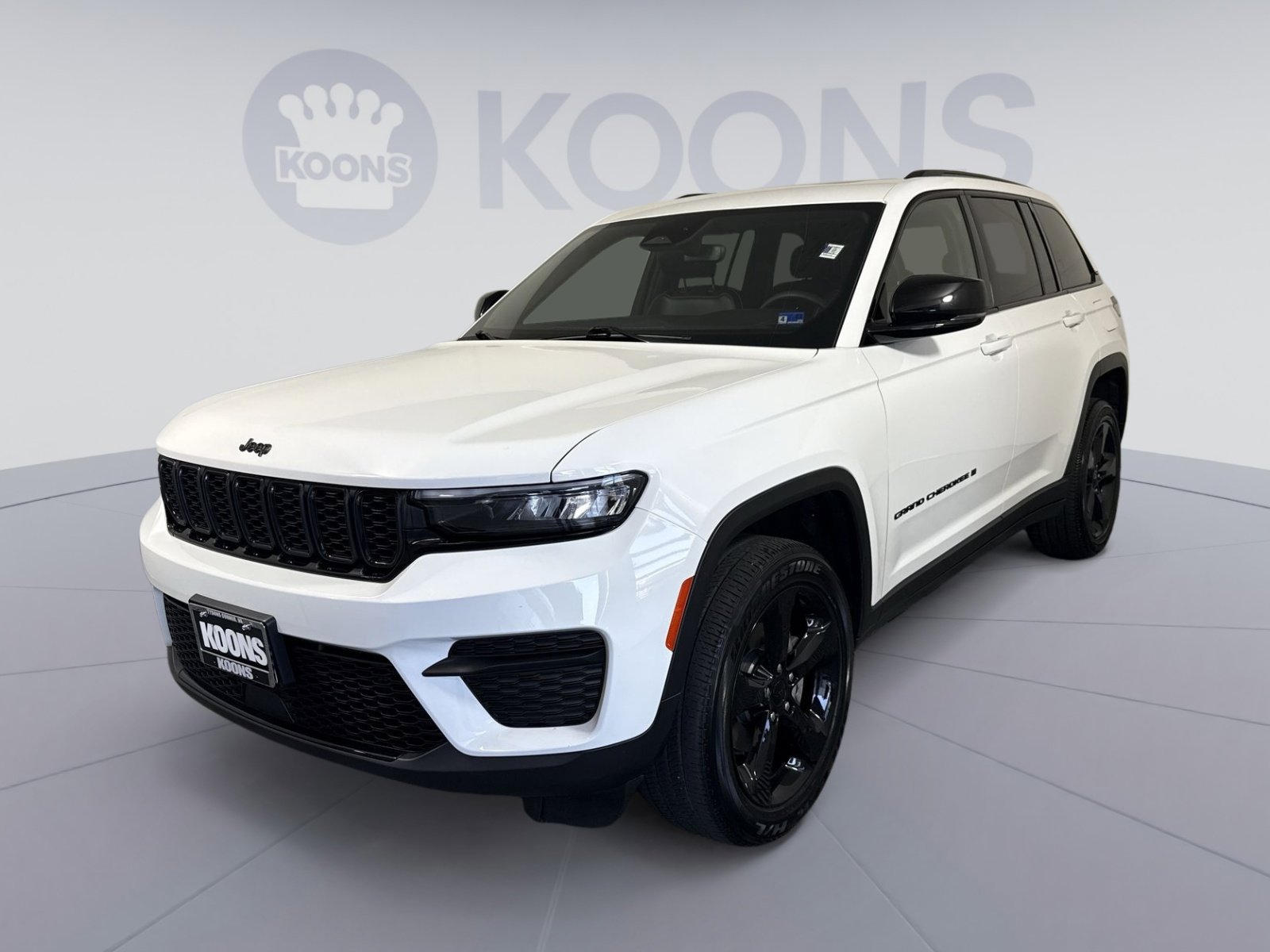Used 2023 Jeep Grand Cherokee Altitude
