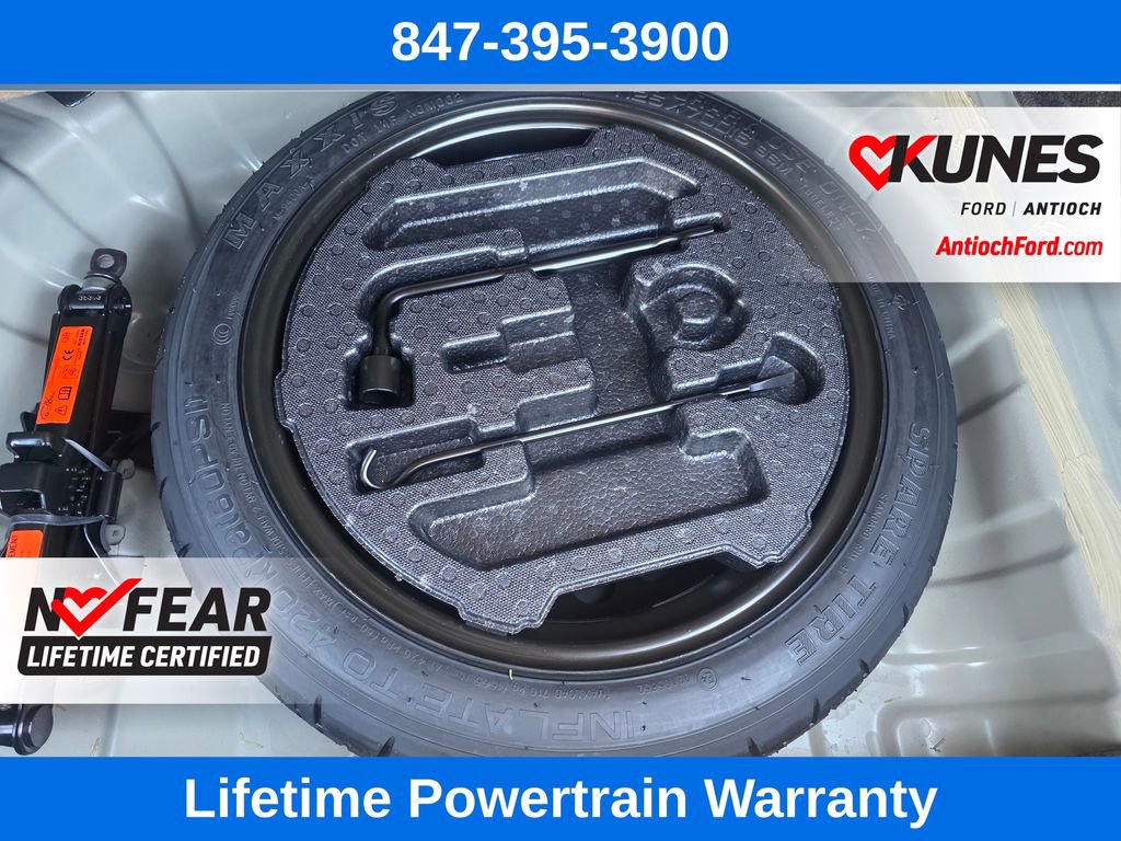 Used 2023 Nissan Sentra SR w/ SR Premium Package image 15