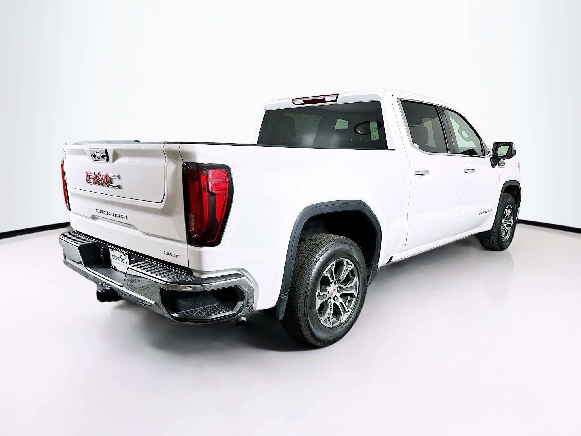 Used 2025 GMC Sierra 1500 SLT image 7