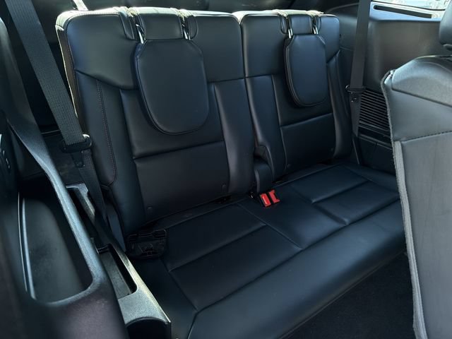 Used 2025 Ford Explorer ST-Line w/ ST-Line Street Pack AWD/4WD image 38