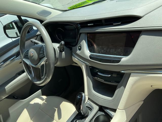 Used 2022 Cadillac XT5 Premium Luxury FWD image 11