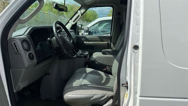 Used 2013 Ford E-250 and Econoline 250 Extended w/ PWR Group image 10