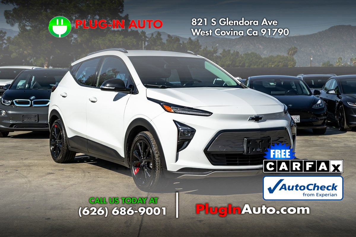 Used 2023 Chevrolet Bolt EUV LT w/ Convenience Package image 4