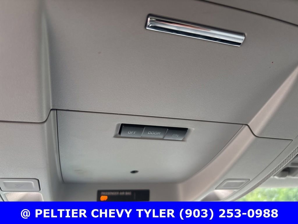 Used 2018 Chevrolet Silverado 1500 LT w/ Texas Edition AWD/4WD image 19