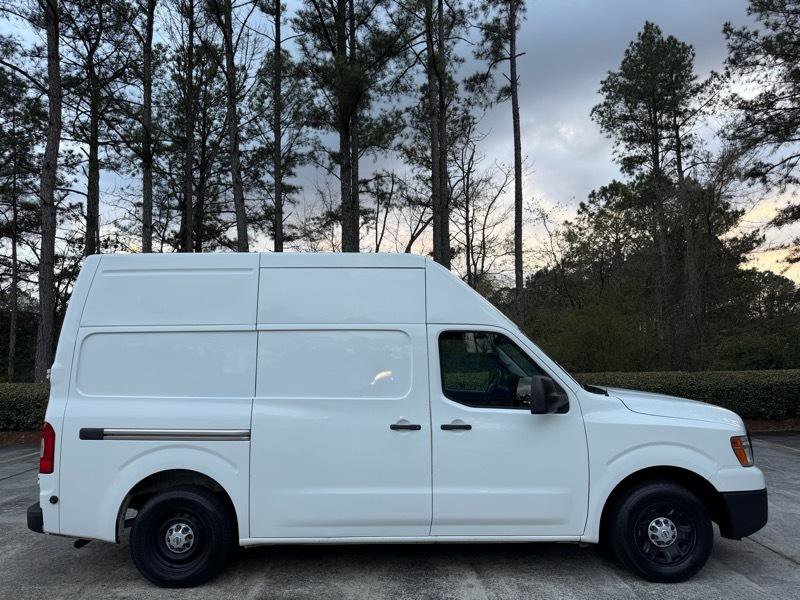 Used 2018 Nissan NV 2500 SV w/ Navigation Package image 11