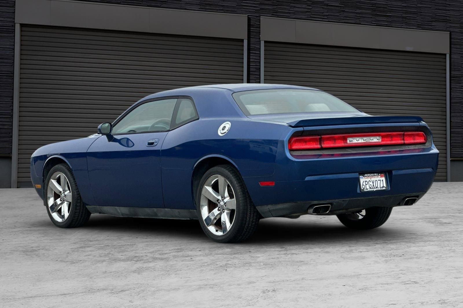 Used 2010 Dodge Challenger R/T image 6