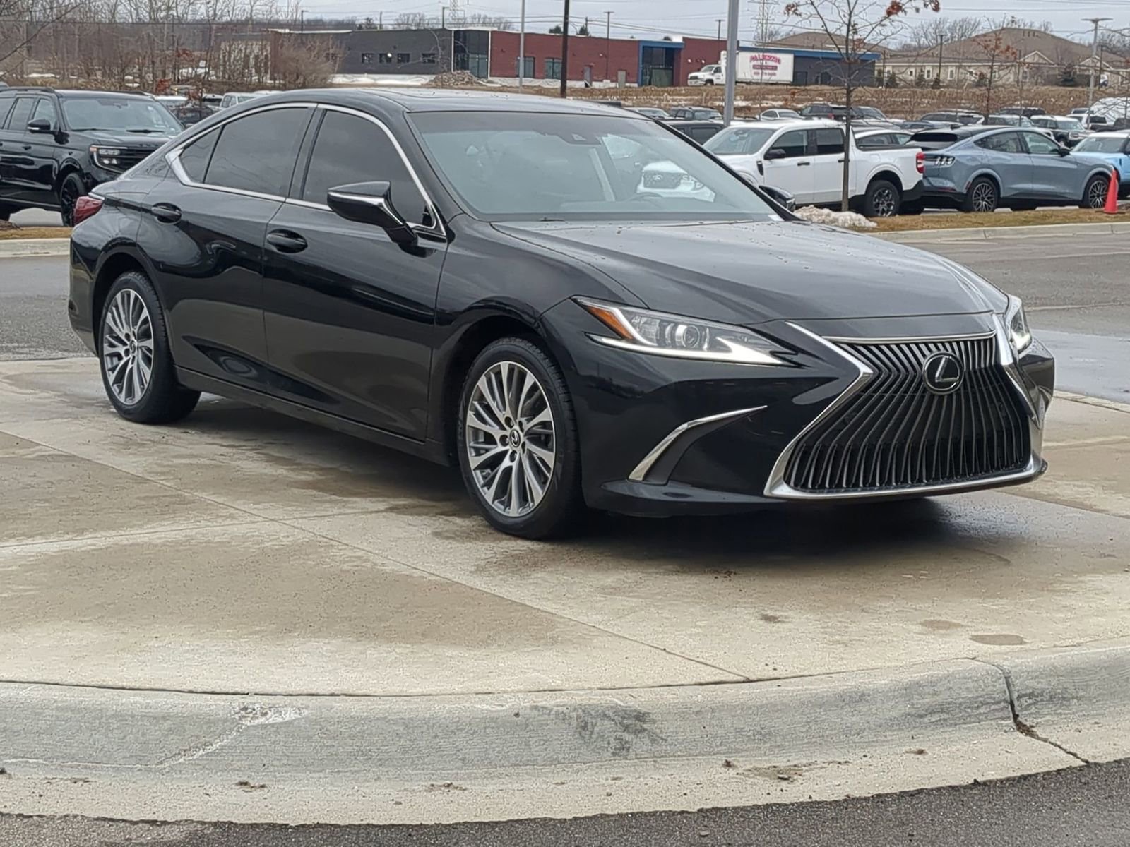 Used 2021 Lexus ES 250 w/ Premium Package image 10
