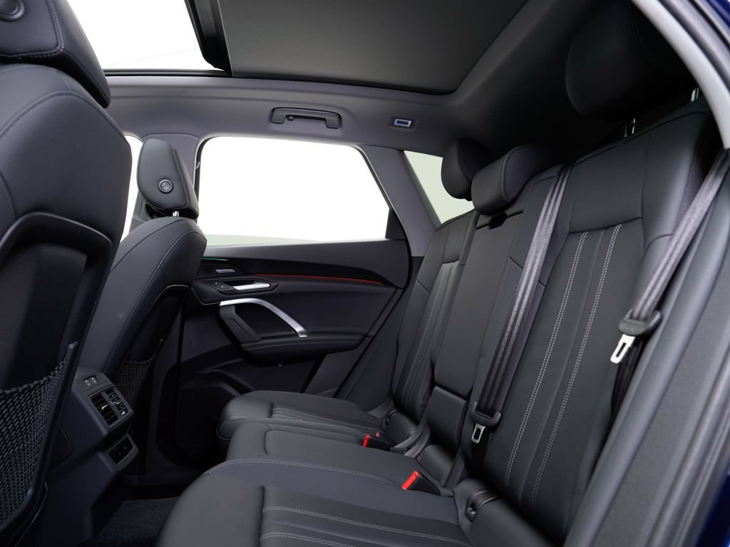 Certified 2025 Audi Q5 Premium w/ Premium Plus AWD/4WD image 24