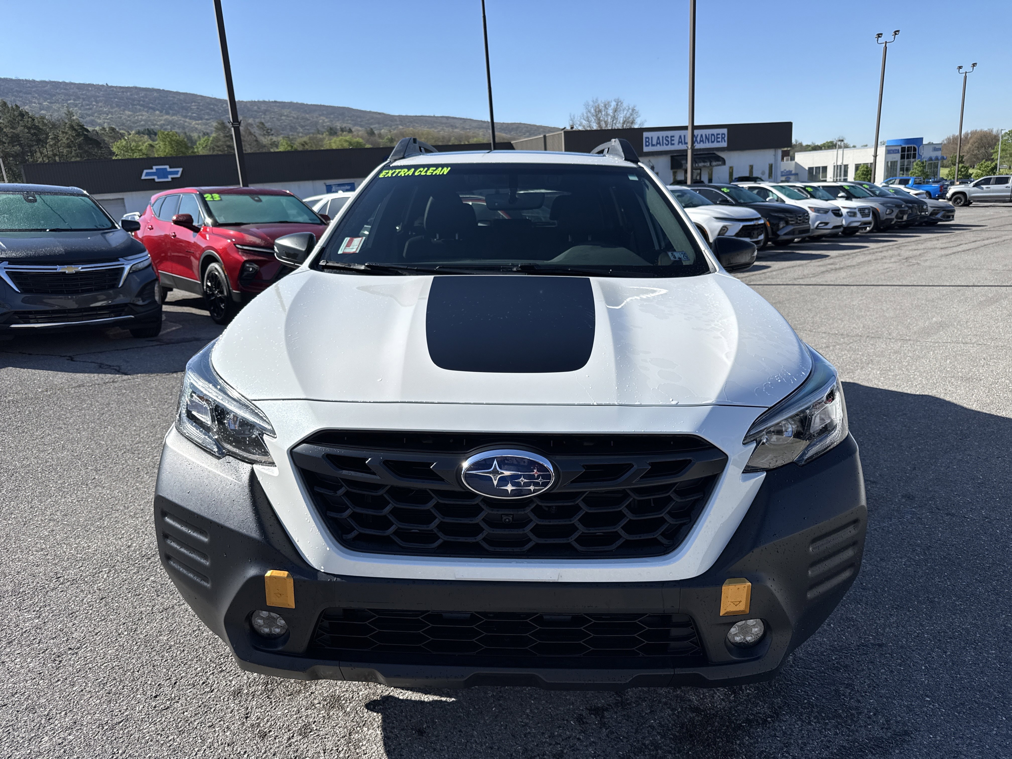 Used 2022 Subaru Outback Wilderness w/ Wilderness Package AWD/4WD image 9