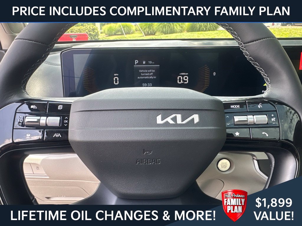 New 2026 Kia Sorento S w/ S Panoramic Sunroof Package FWD image 3