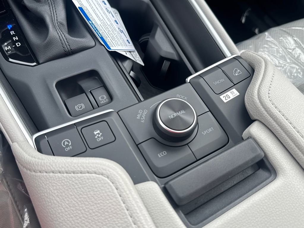 New 2026 Toyota Grand Highlander AWD image 25