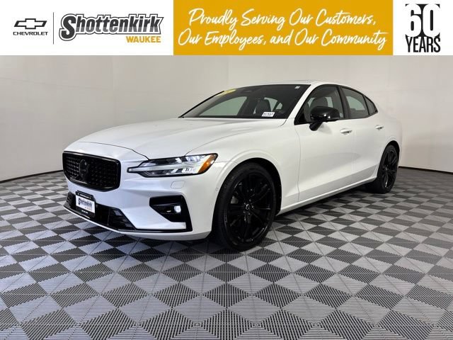 Used 2024 Volvo S60 B5 Plus AWD/4WD image 1