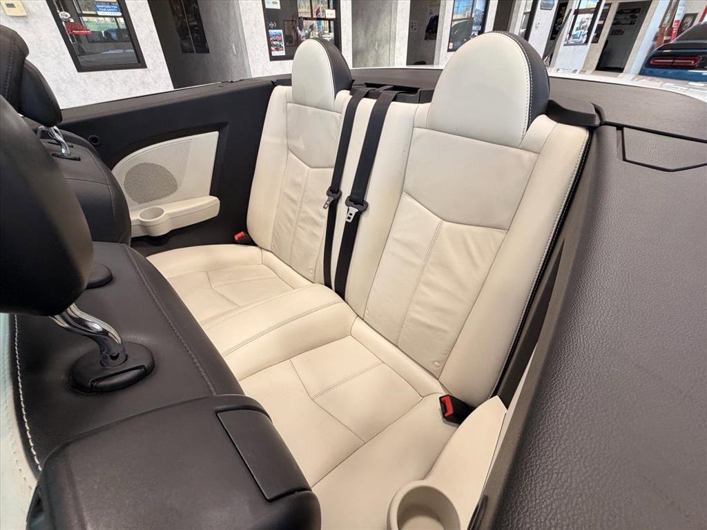 Used 2013 Chrysler 200 Limited image 14