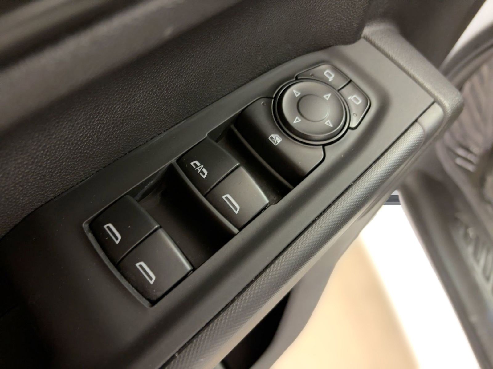 Certified 2025 Chevrolet Silverado 1500 Custom Trail Boss image 22