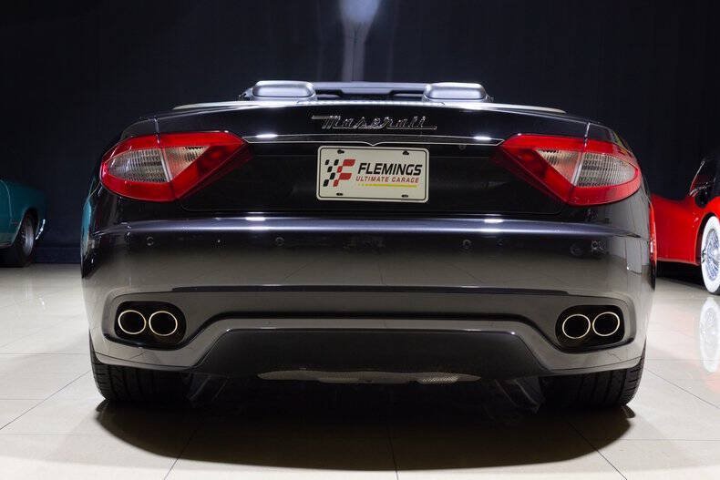 Used 2012 Maserati GranTurismo Convertible RWD image 18