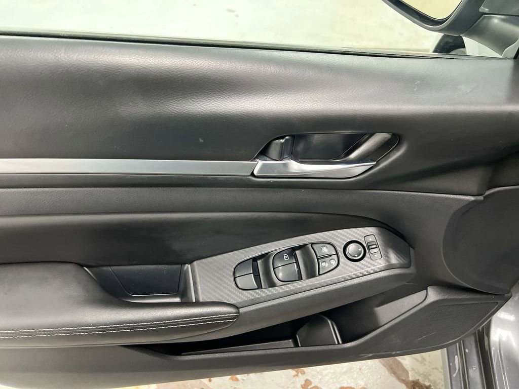 Used 2022 Nissan Altima 2.5 SV image 20