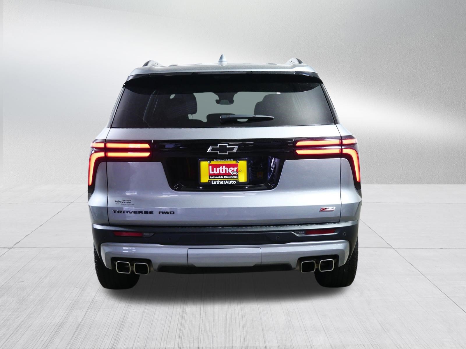 Used 2024 Chevrolet Traverse Z71 w/ Enhanced Driving Package AWD/4WD image 6