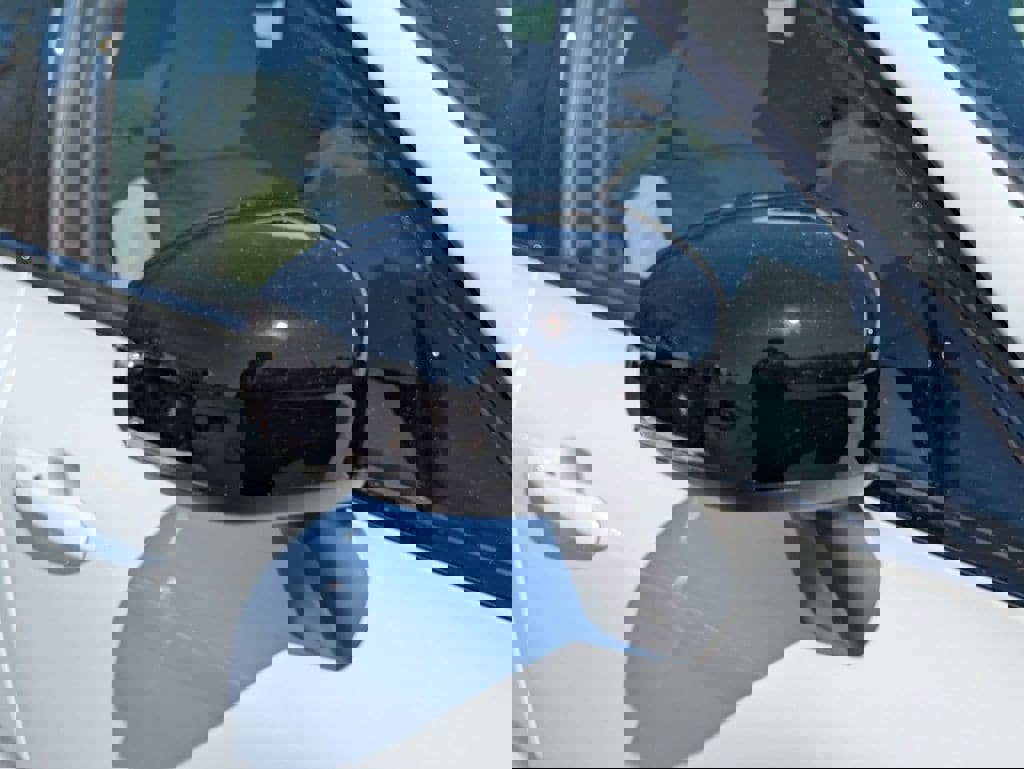 New 2026 Volvo XC60 B5 Plus w/ Protection Package Premier image 12