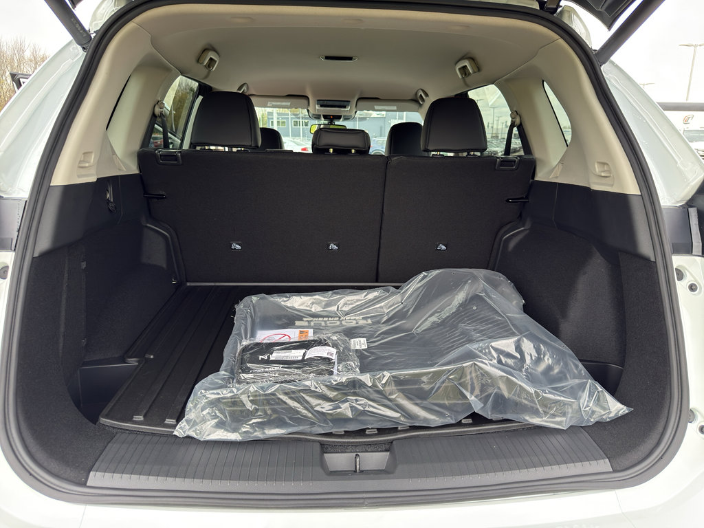 New 2026 Nissan Rogue SV AWD/4WD image 34