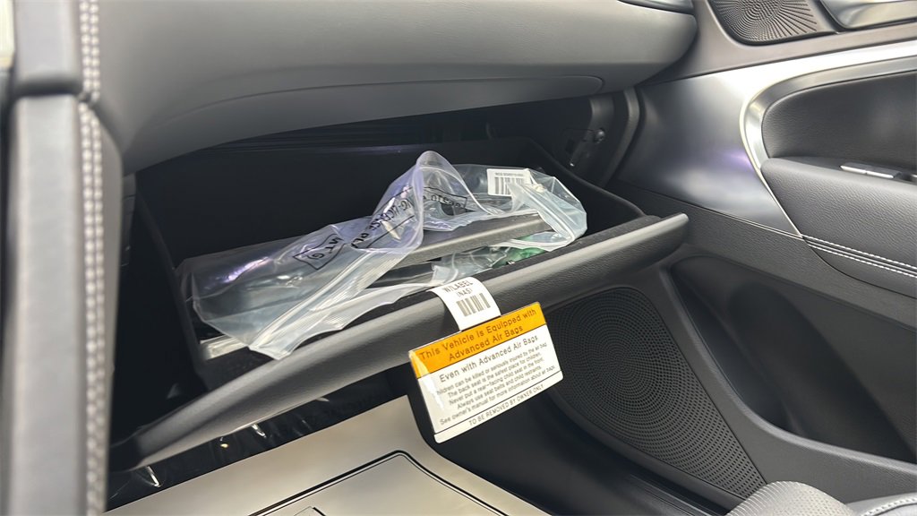 New 2026 Genesis G70 2.5T image 28