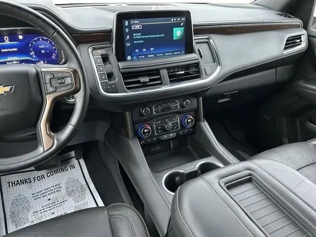 Used 2023 Chevrolet Suburban High Country image 27
