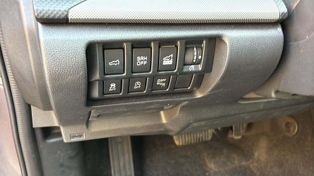 Used 2020 Subaru Forester Limited w/ Popular Package #3 AWD/4WD image 14