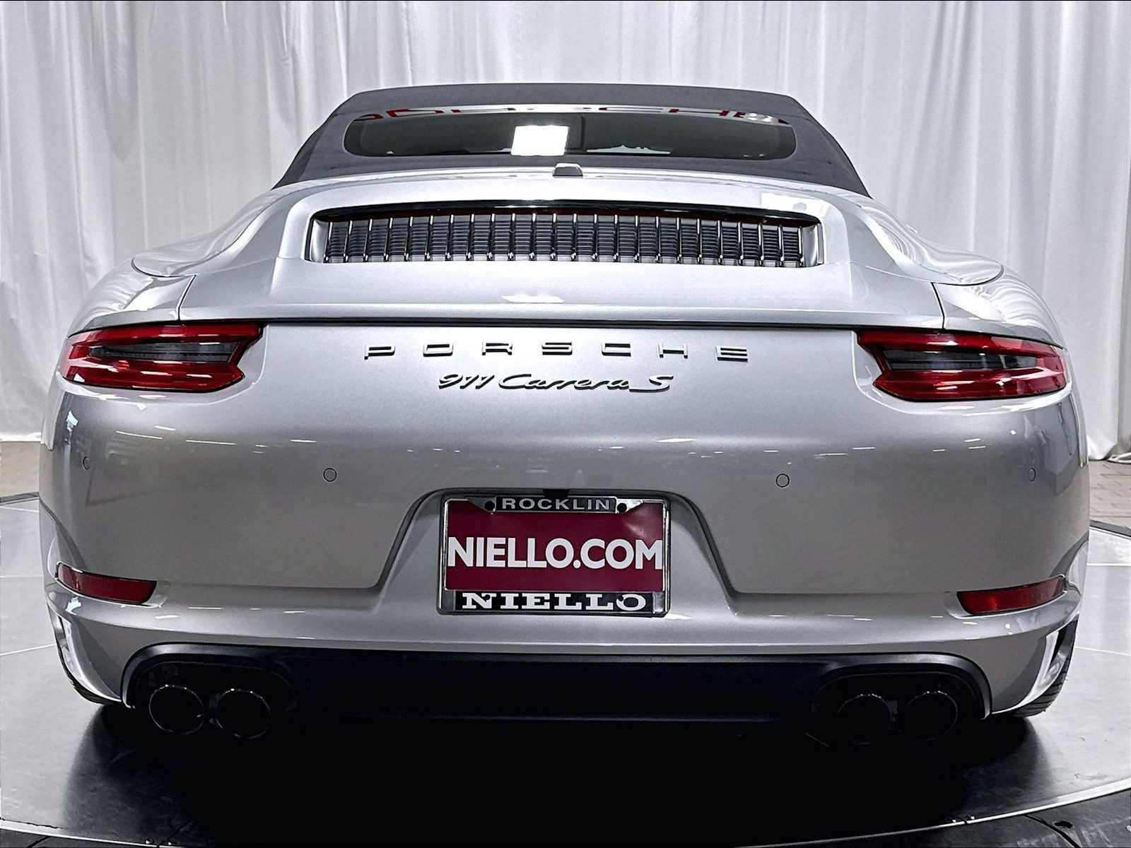 Used 2017 Porsche 911 Carrera S RWD image 8