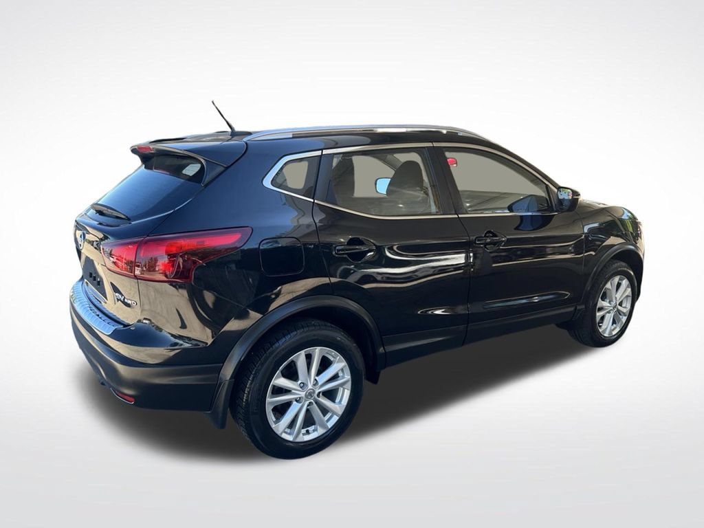 Used 2017 Nissan Rogue Sport SV AWD/4WD image 49
