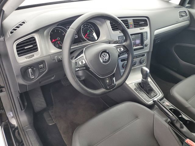 Used 2015 Volkswagen Golf S FWD image 17