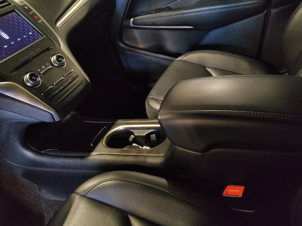 Used 2018 Lincoln MKC Premiere FWD image 26