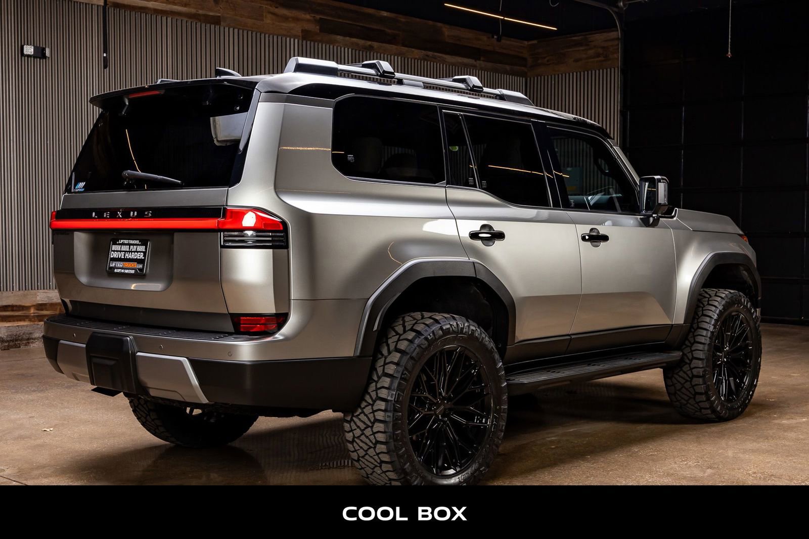 Used 2025 Lexus GX 550 image 10