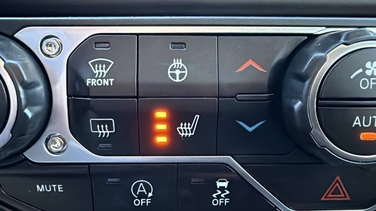 Used 2019 Jeep Wrangler Unlimited Rubicon AWD/4WD image 26