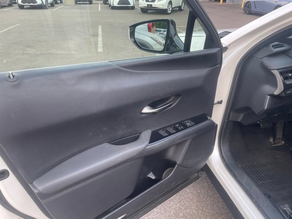 Used 2019 Lexus UX 250h w/ Premium Package AWD/4WD image 47