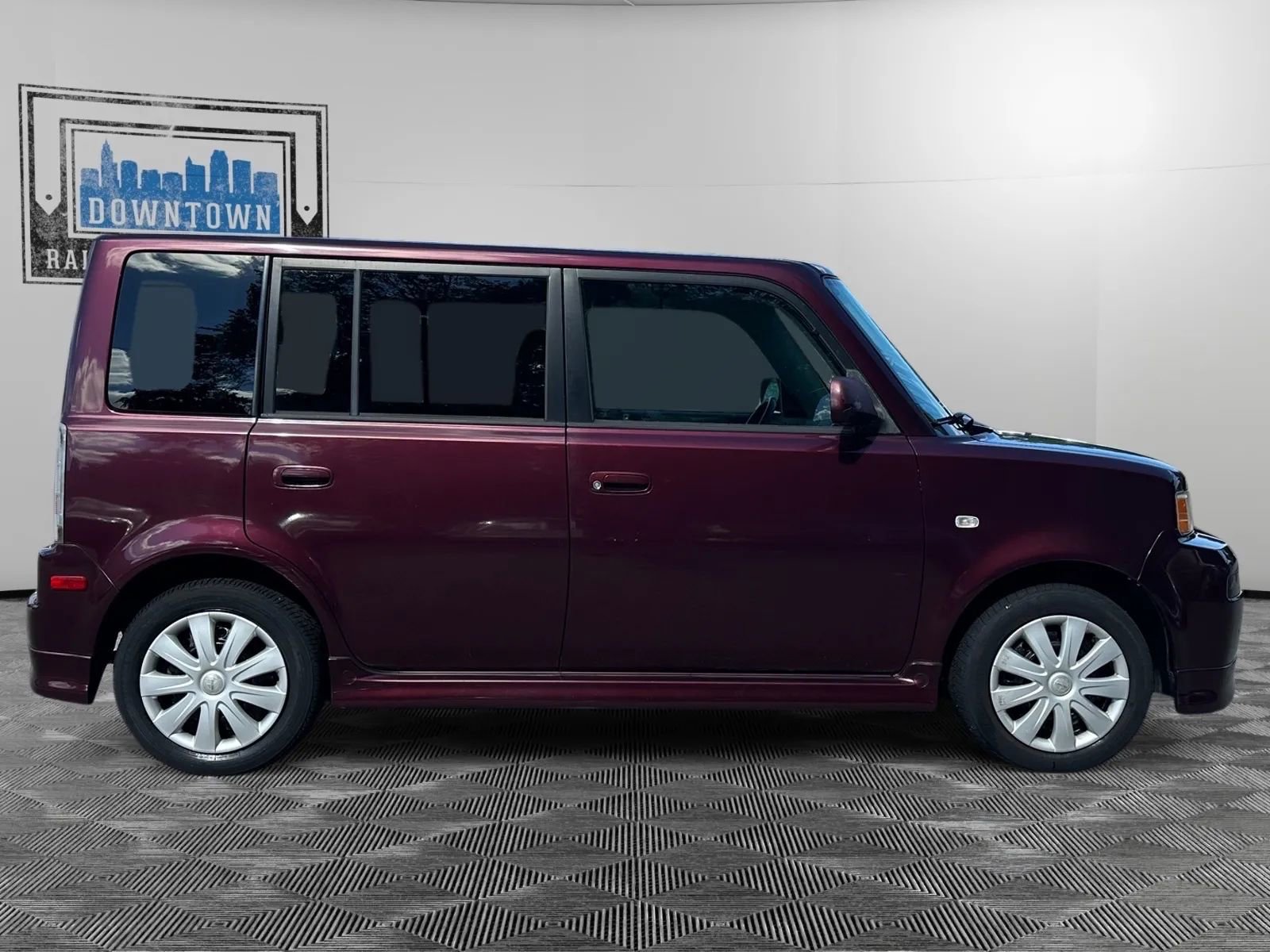 Used 2004 Scion xB image 5