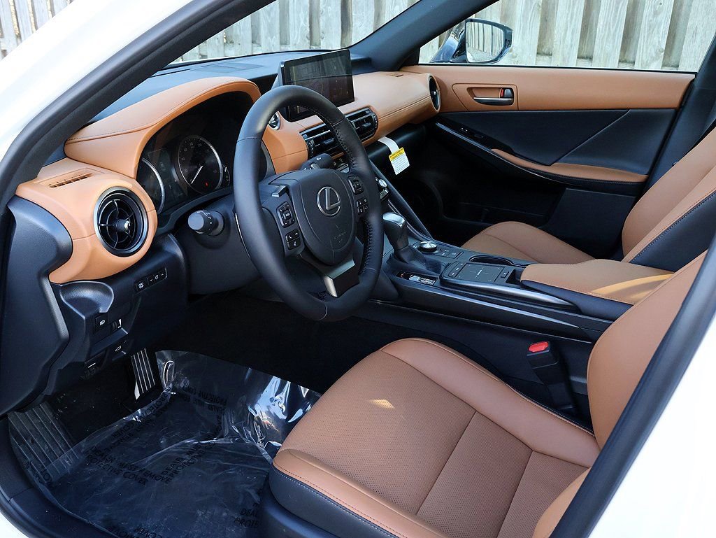 New 2025 Lexus IS 350 F Sport w/ Navigation Package image 13