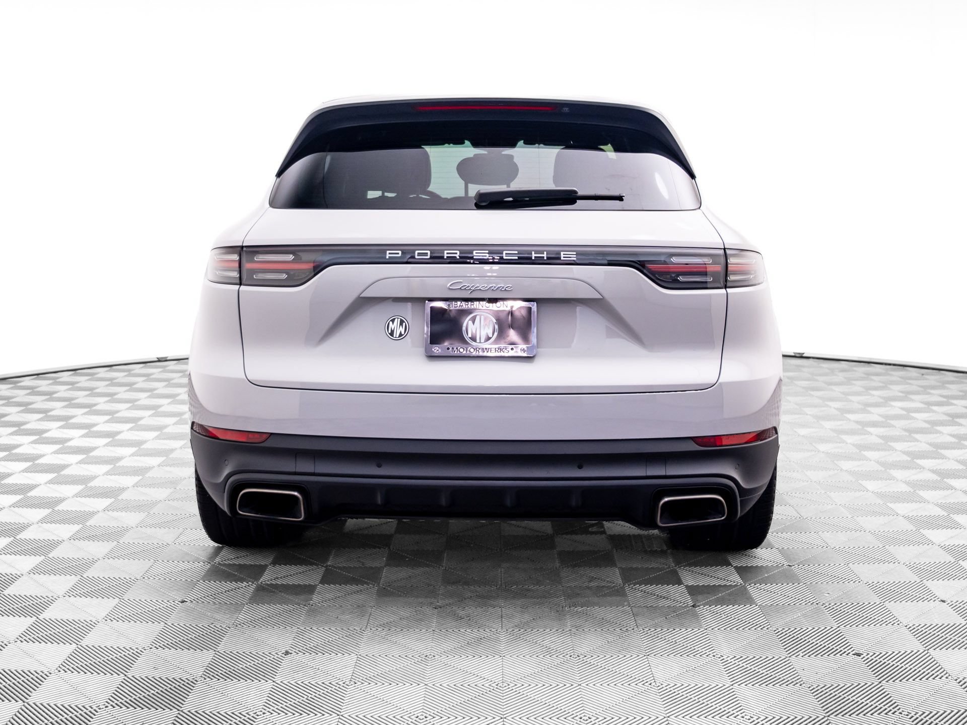 Used 2023 Porsche Cayenne AWD/4WD image 10
