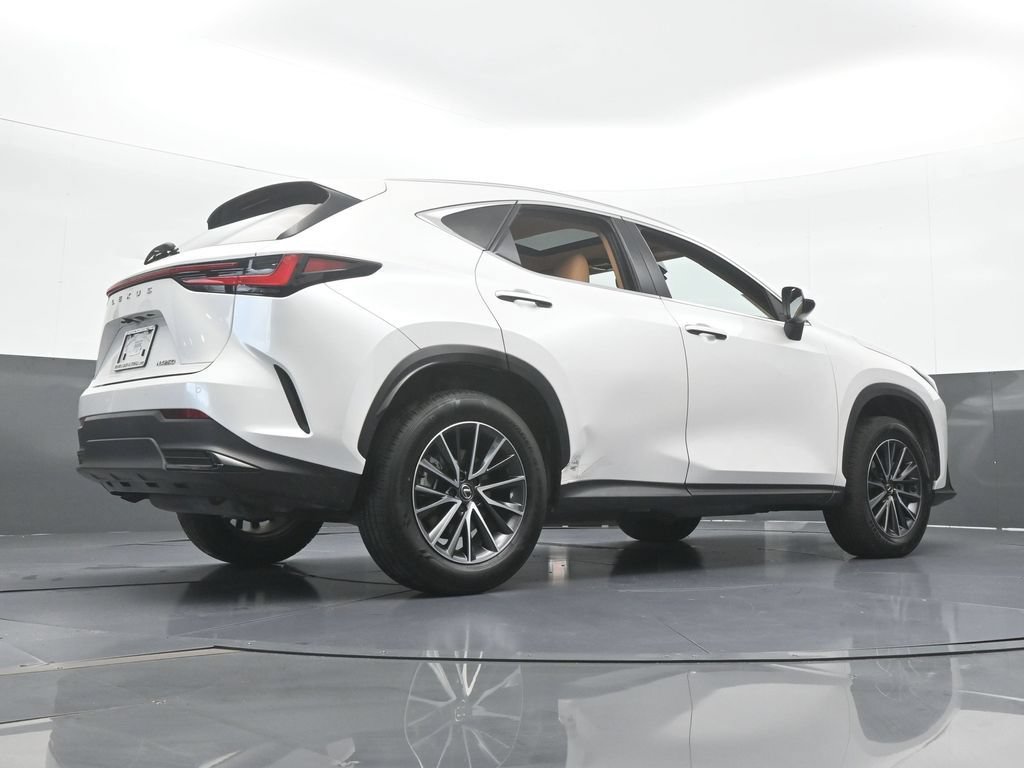 Used 2025 Lexus NX 250 FWD w/ Towing Package (2000 Lbs) image 58