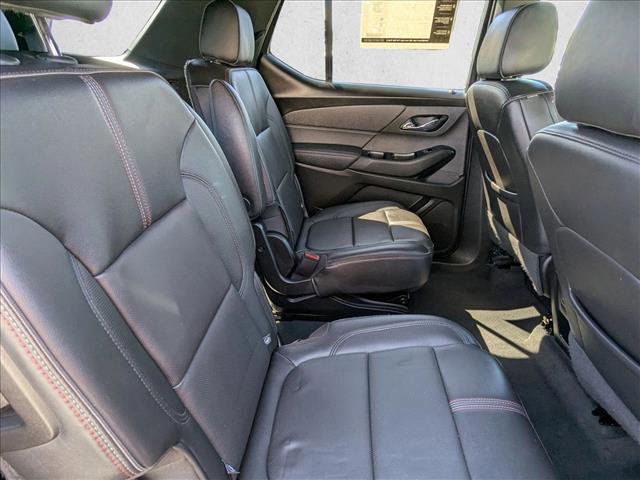 Used 2023 Chevrolet Traverse RS image 18