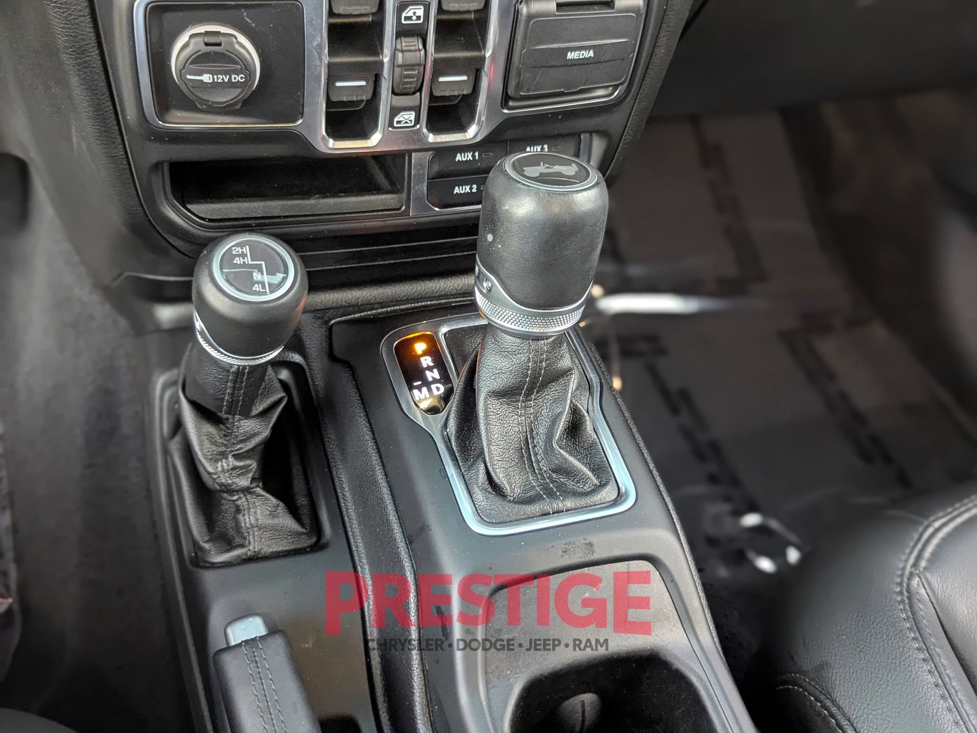 Used 2020 Jeep Wrangler Unlimited Sahara AWD/4WD image 28