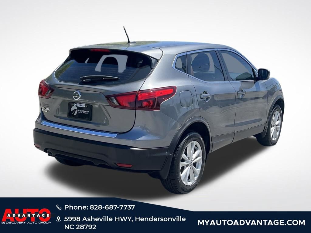 Used 2019 Nissan Rogue Sport S w/ Appearance Package FWD image 3