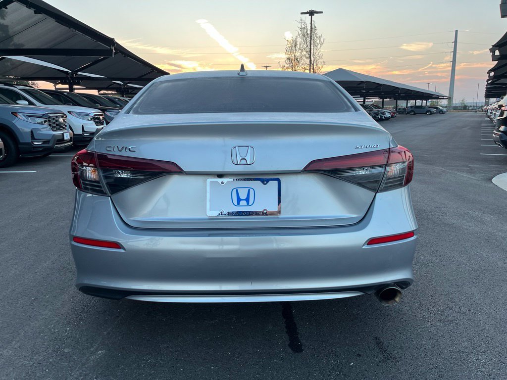 Used 2025 Honda Civic Sport image 5