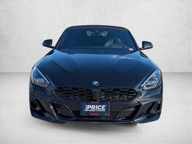 Certified 2023 BMW Z4 M40i w/ Premium Package image 2