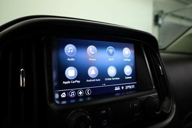 Used 2021 GMC Canyon AT4 w/ Driver Alert Package image 17