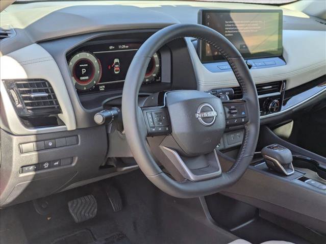 Used 2025 Nissan Rogue SL image 10